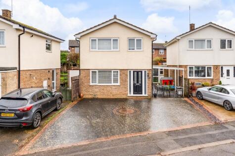 NN16 Pinewood Close, Kettering