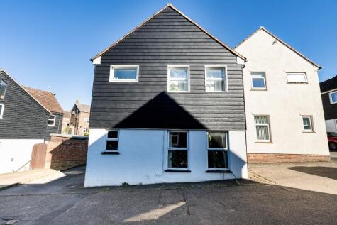 Manor Road, Stansted, CM24