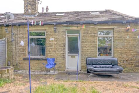School Street, Bradford, BD4