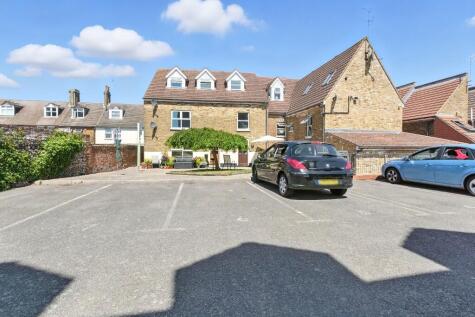 Stratford Lane, Gillingham,ME8