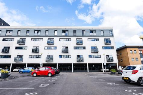 Stretford Road, Manchester, M15