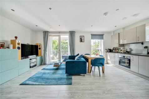 Gurnell Grove, Ealing