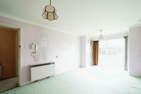 Dagenham - 1 bedroom flat for sale