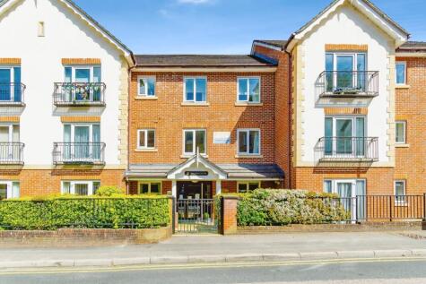 Pegasus Court (Caterham), Caterham