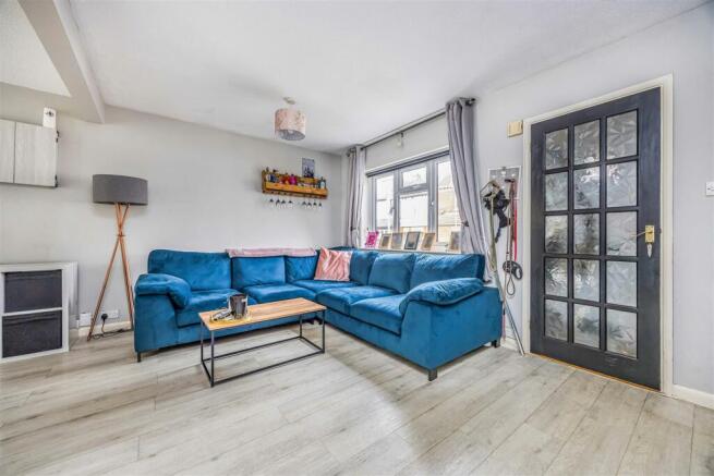 54 Tangiers Road, Baffins-Small-PorticoMarketing-O