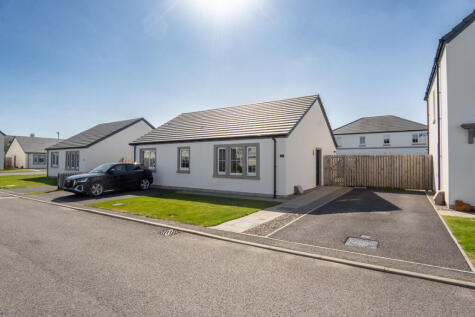 Bracken Road, Alness, IV17 0AL