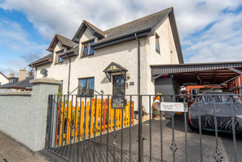 Kendal Crescent, Alness, IV17 0UG