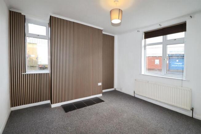 e3b915f4-Reception 201.JPG