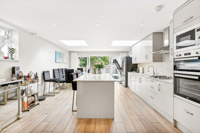 Kitchen | Dining Area