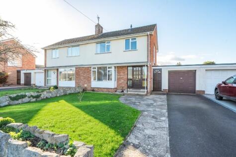 Lawn Meadow, Ruishton, Taunton, TA3