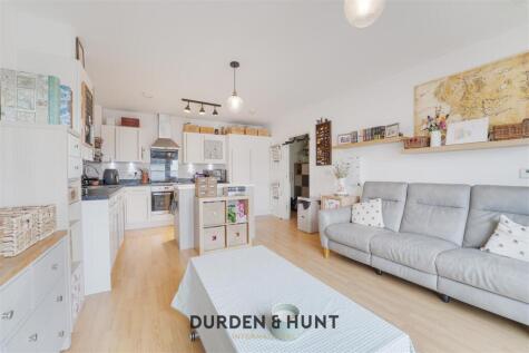 Firwood Lane, Harold Wood, RM3