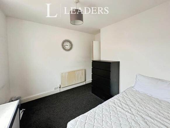 Bedroom (2)