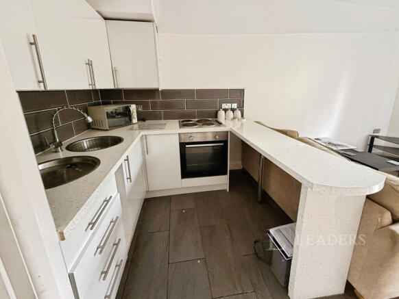 d90eb5c3--463E-9348-