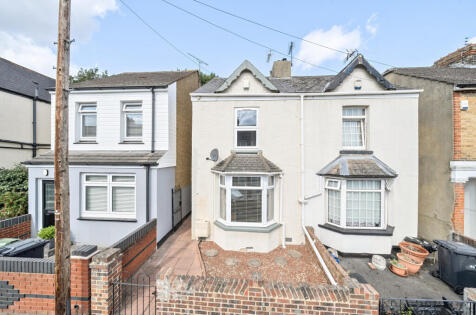 Eglinton Road, Swanscombe, Kent, DA10