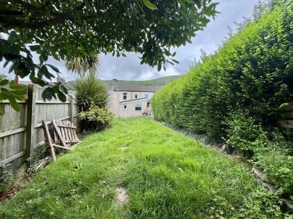 Yew Street, Troedyrhiw, Merthyr Tydfil, CF48 4EE