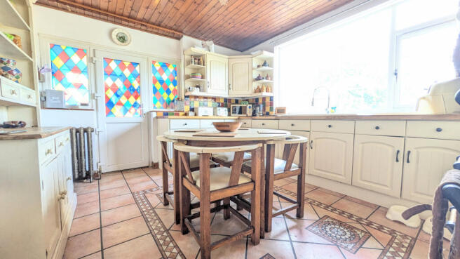 PXL_20250822_113645100~2