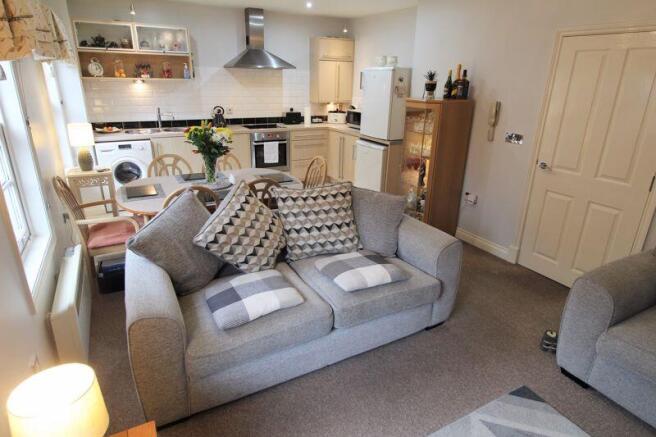 Open Plan Lounge/Dining/Kitchen