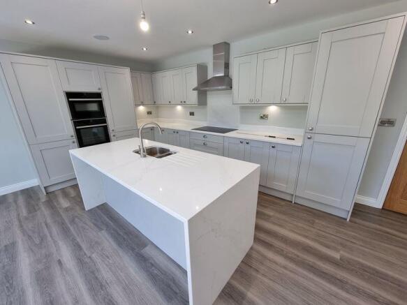EXAMPLE Kitchen 1