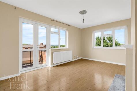 Hilltop View, Woodford Green