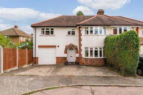 Alderton Way, Loughton