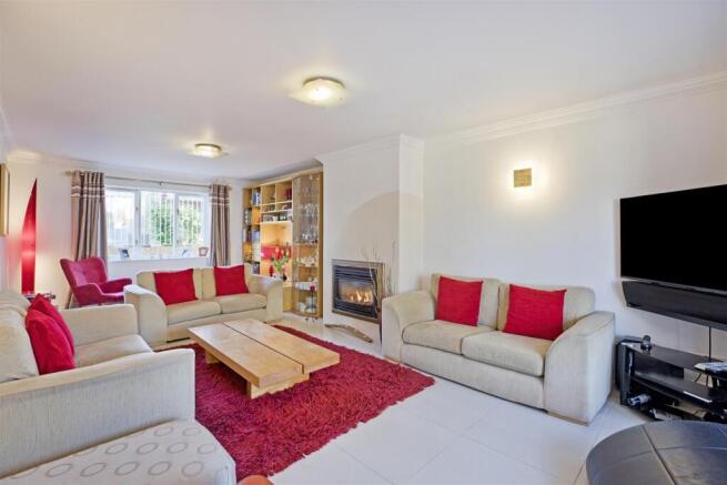 SITTING ROOM