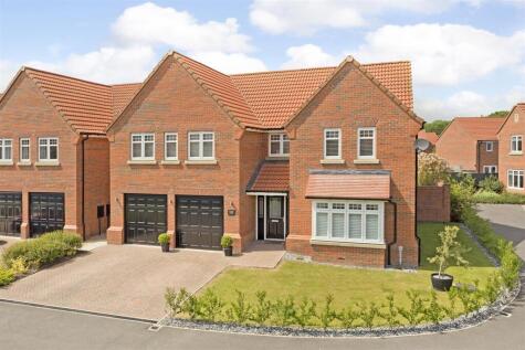 Alstan Lodge, 7 Milby Gardens, Boroughbridge, York