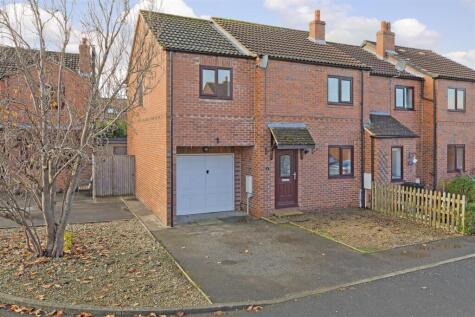 8 Gables Court, Dishforth, Thirsk