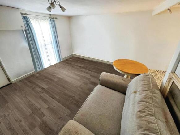 Sitting Room 1.jpg