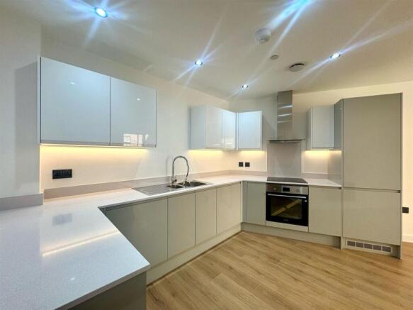 Kitchen pic 3.jpeg