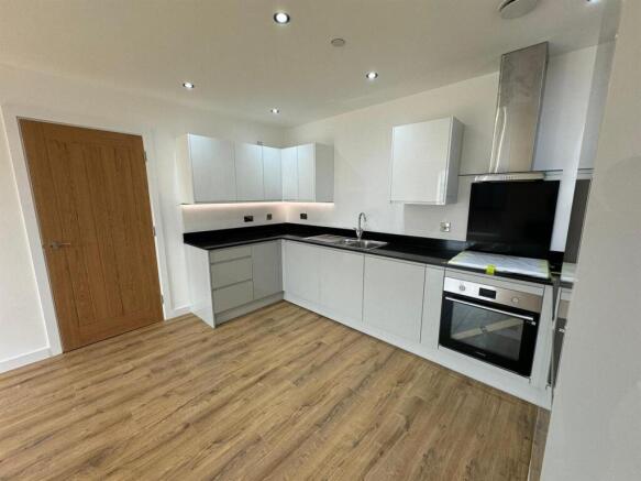 Kitchen pic 1.jpeg