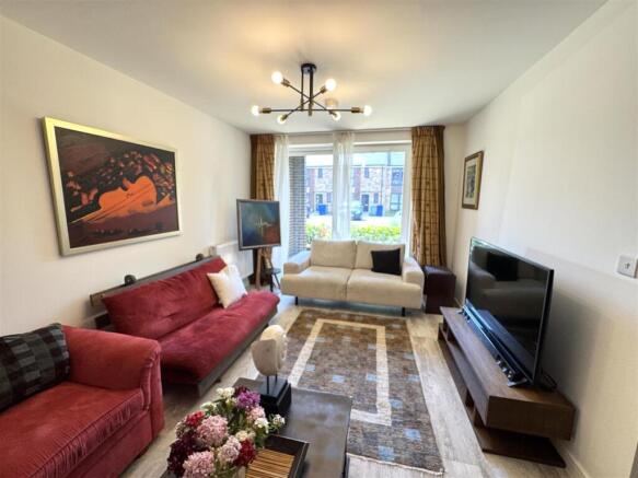 Living area.jpeg