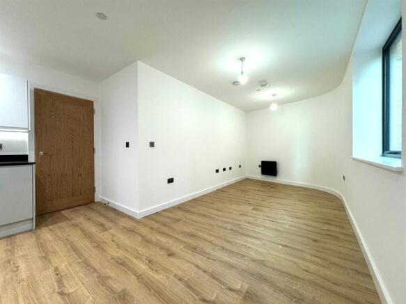 Living room pic 1.jpeg