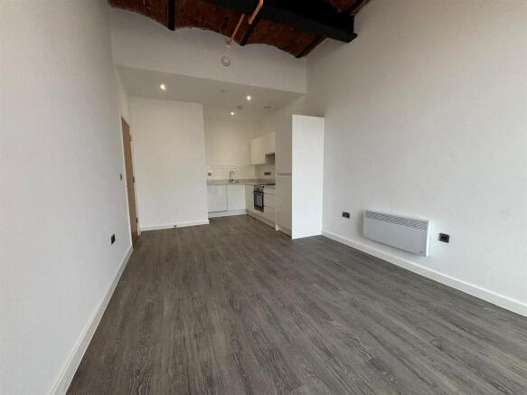 Lounge:dining room.jpeg