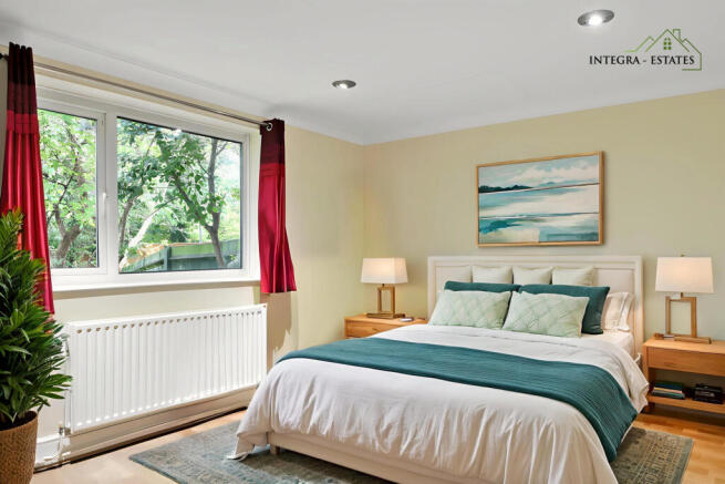 staged bedroom-min
