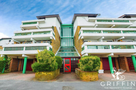 The Vale, Vange, Basildon, SS16