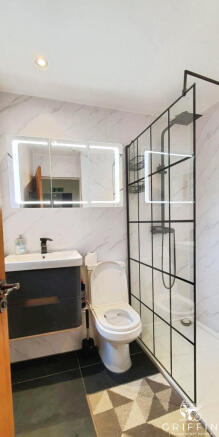 c7a550ffcommunal20bathroom