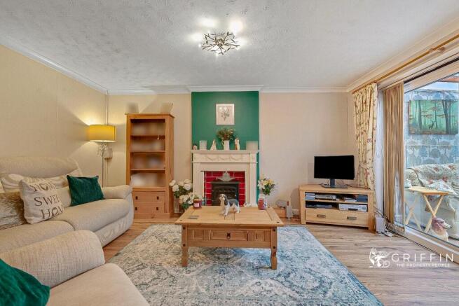 2p2012811p2012815png