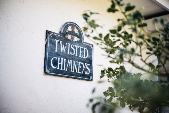 Twisted Chimneys