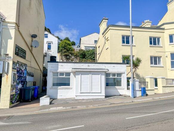 1 Summerhill Road, Douglas