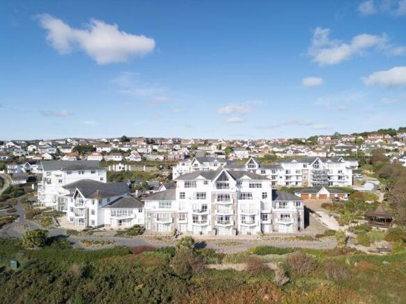 34 Majestic Apartments