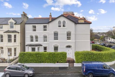 Flat 3, 8 Raphael Road, Douglas