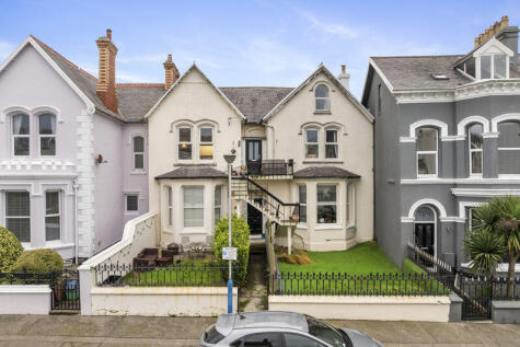 Flat 4, 11 Mount Bradda, Douglas