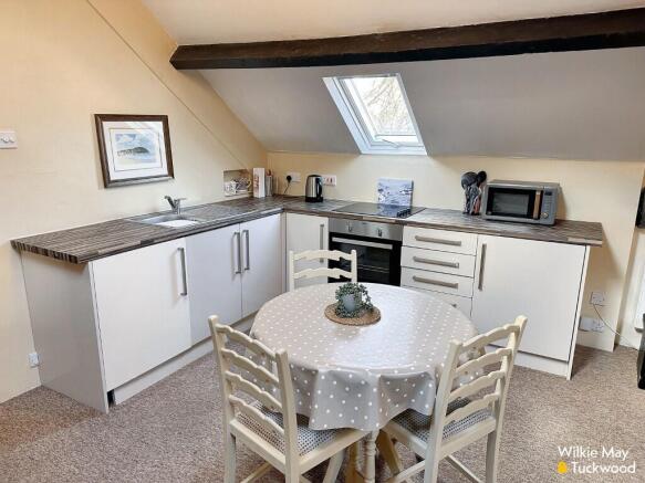 Kitchen dining area