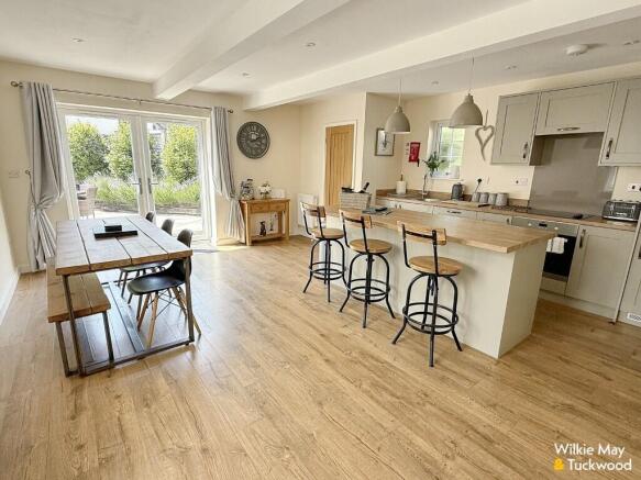 Kitchen diner