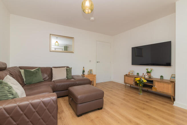 21 Eadie Drive, Paisley, PA2 7GD-20