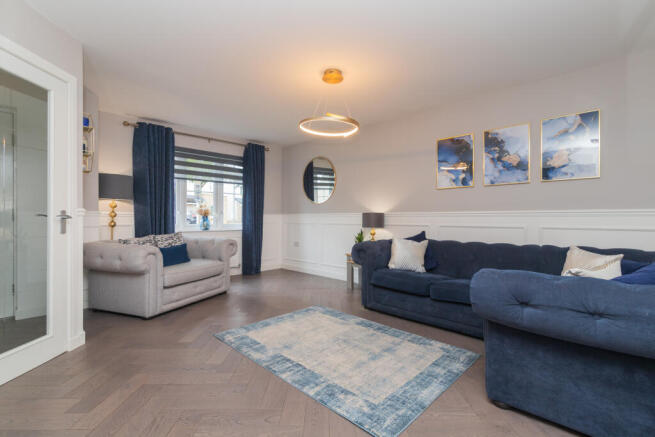 81 rosemont place, Barrhead g78 1fe L-3