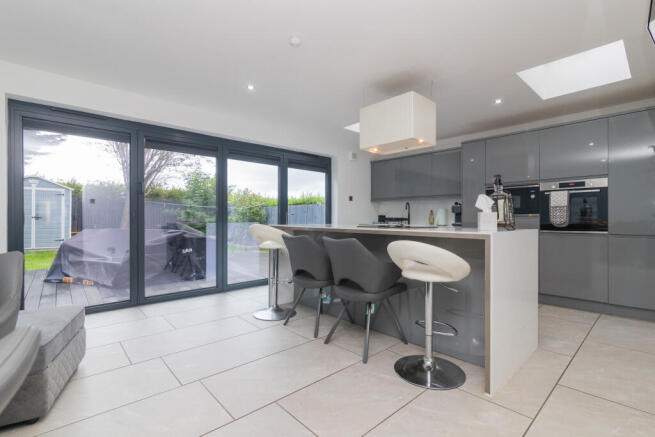 41 Kinpurnie Road, Paisley, PA1 2HG-15