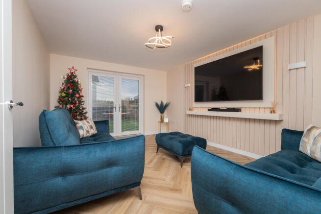 7 Carsphairn Avenue PA1 2FP-1