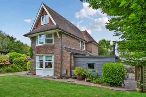 Beacon Road, Crowborough, TN6
