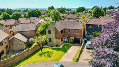 Bridger Way, Crowborough, TN6